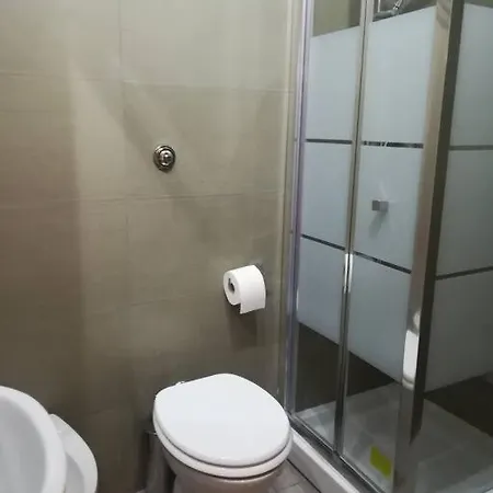 Lam's Little House נאפולי