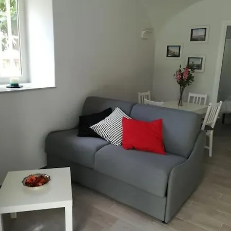 בית נופש Lam's Little House *